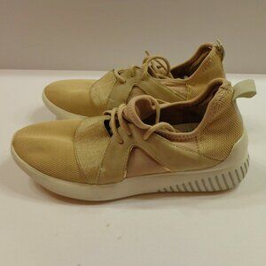DV Rhayne Blush Pink‎ Mesh Knit Comfort Women's Jogger Sneakers Shoes Size 8
